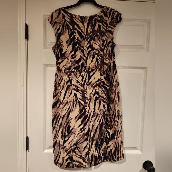 Connected Apparel Brown Patterned Knee Length Dress Size 14 - Picture 4 of 4
